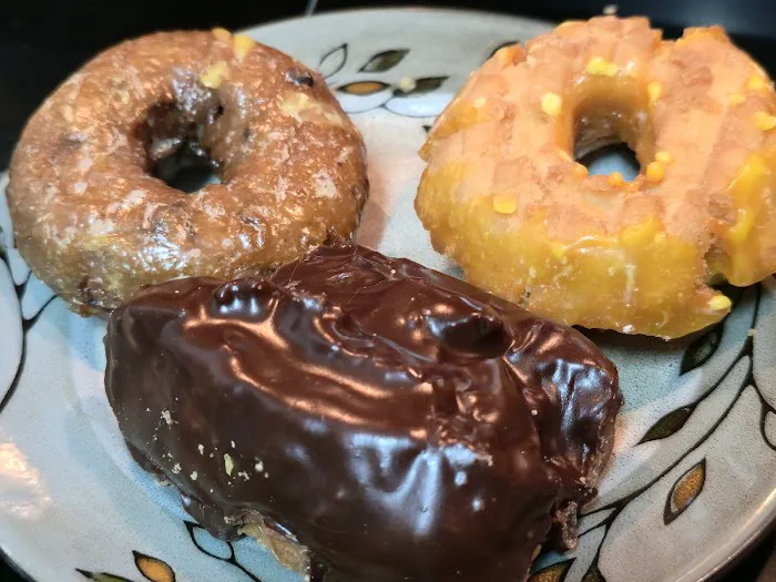 Friendly Donut House